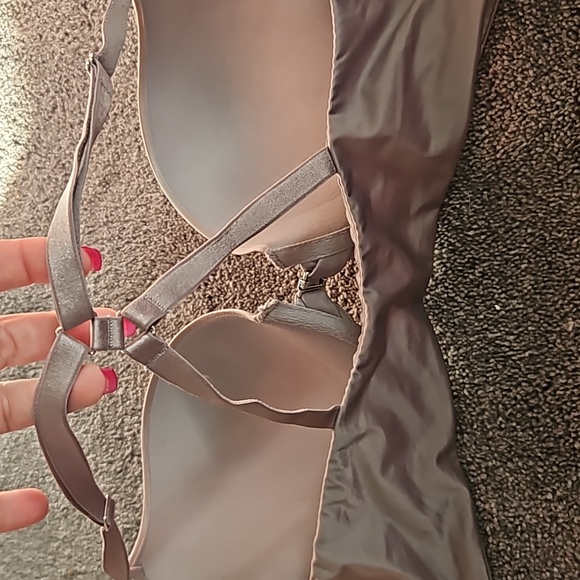 Bra - Picture 3 of 3